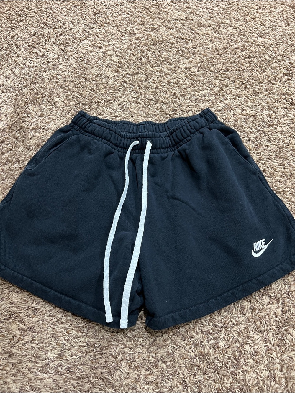 Nike club French terry flow shorts sz M